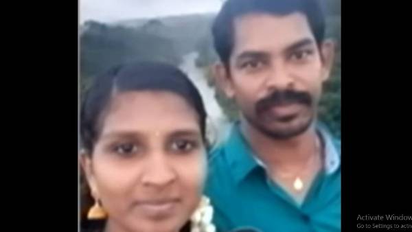 భార్యతో సంతోషంగా ఉన్నాడు భార్యతో సంతోషంగా ఉన్నాడు