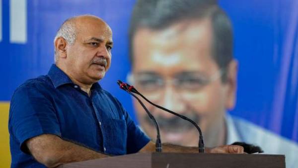 హోరాహోరీగా.. హోరాహోరీగా..