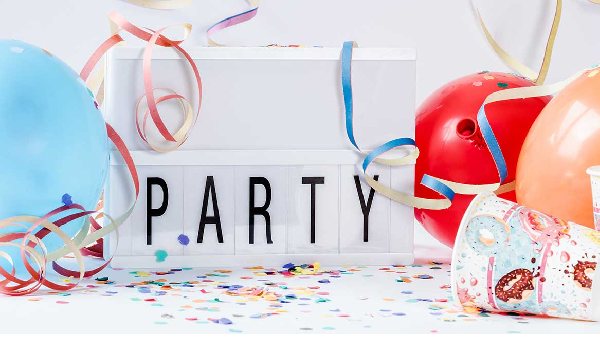 గ్రాండ్ గా బర్త్ డే పార్టీలు