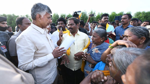 TDP Counter Programme for Gadapa Gadapa ku Prabhutvam, Chandra Babu to inagurate today