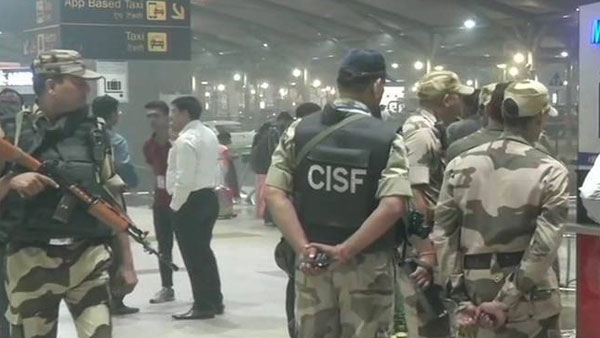 సీఐఎస్ఎఫ్ సెక్యూరిటీ అడ్డుకోవడమెందుకు ?