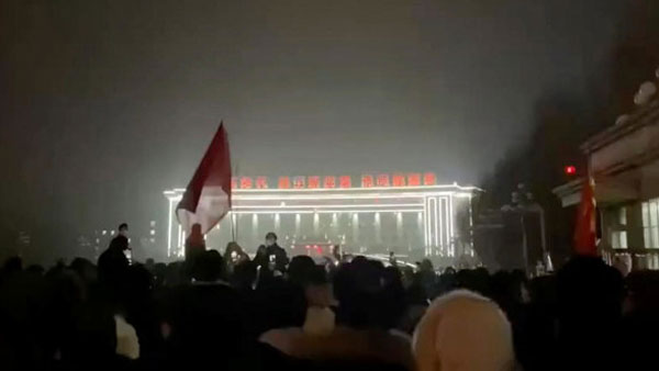 యూనివర్శిటీల్లోనూ.. యూనివర్శిటీల్లోనూ..