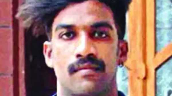 ప్రియుడికి భయపడిన గిరిష్మా ప్రియుడికి భయపడిన గిరిష్మా