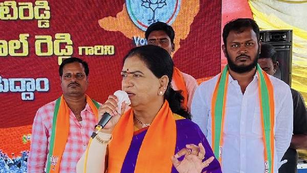 కేసీఆర్ చేసిన ప్రయత్నాలు ప్రజలకు కామెడీ షో లా అనిపించింది 