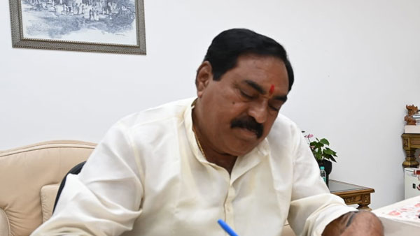 కిషన్ రెడ్డిని, బండి సంజయ్ ను టార్గెట్ చేసిన మంత్రి ఎర్రబెల్లి