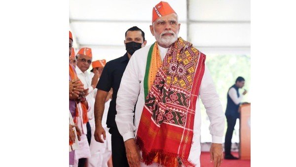 మళ్లీ అధికారంలోకి.. మళ్లీ అధికారంలోకి..