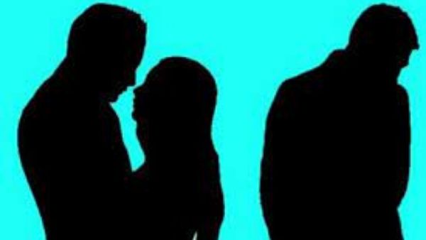 బావతో రొమాన్స్ చేస్తున్న భార్య ? బావతో రొమాన్స్ చేస్తున్న భార్య ?