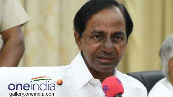 ప్రగతిభవన్ లో మంత్రులతో ఈడీ, ఐటీ దాడులపై కేసీఆర్ చర్చ