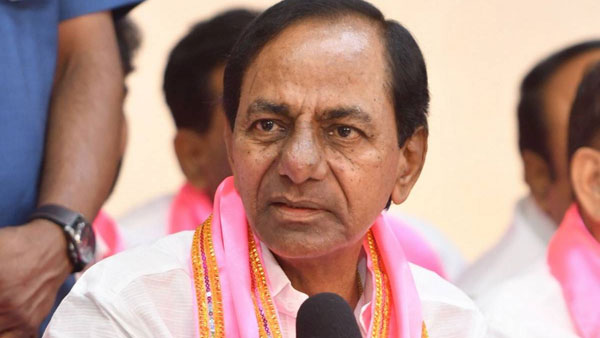కేసీఆర్ కేంద్రం నోటీసుపై ఎలా స్పందిస్తారో?