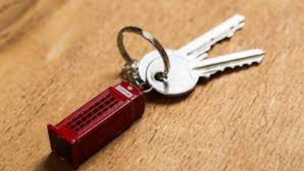  తాళం చెవులను పూజగదికి దగ్గర పెట్టకూడదు