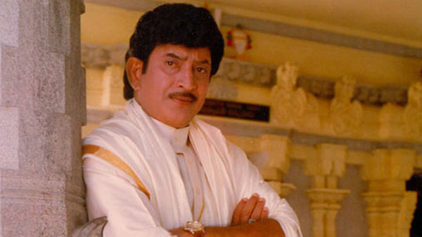 340 కి పైగా సినిమాలలో కృష్ణ సినీ ప్రస్తానం 