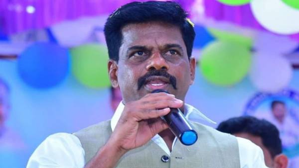 అద్దెతోపాటు విద్యుత్తు బిల్లులు కూడా కట్టలేదు!