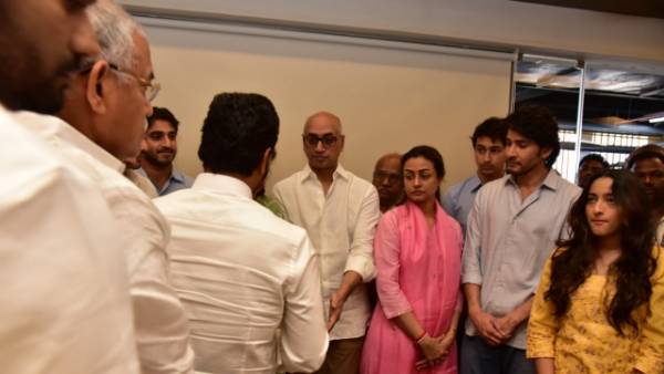 కృష్ణ కుటుంబ సభ్యులకు పరామర్శ కృష్ణ కుటుంబ సభ్యులకు పరామర్శ