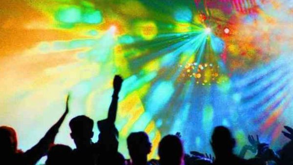 రౌడీ షీట్ ఎత్తేసిన ఆనందంలో రేవ్ పార్టీ