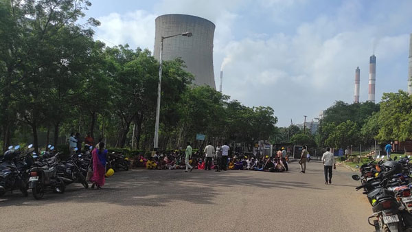 Protest continues at Rayalaseema Thermal Power Plant in Kadapa district 