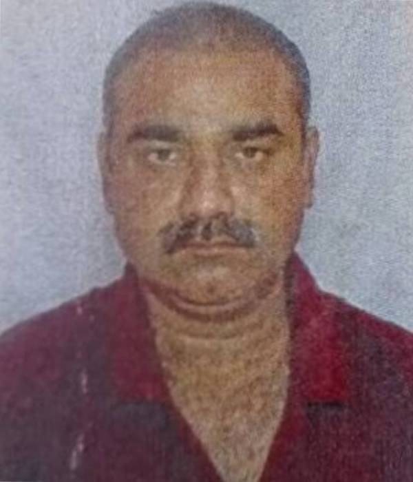 రిటైడ్ అయిన అధికారి రిటైడ్ అయిన అధికారి