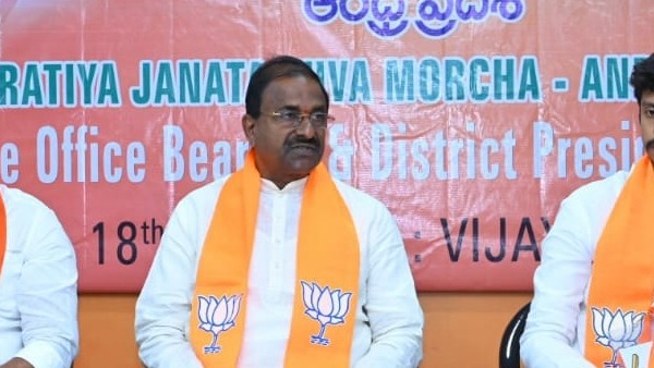 అభివృద్ధికి అడ్డు.. అభివృద్ధికి అడ్డు..