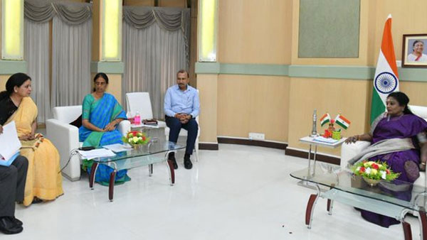 యూజీసీ నిబంధనలు కచ్చితంగా పాటించాలన్న గవర్నర్ యూజీసీ నిబంధనలు కచ్చితంగా పాటించాలన్న గవర్నర్