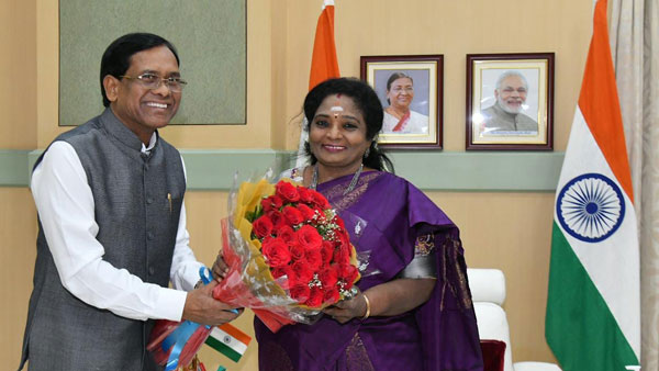 యూనివర్సిటీలలో మౌలిక సదుపాయాలపై గవర్నర్ సూచనలు యూనివర్సిటీలలో మౌలిక సదుపాయాలపై గవర్నర్ సూచనలు