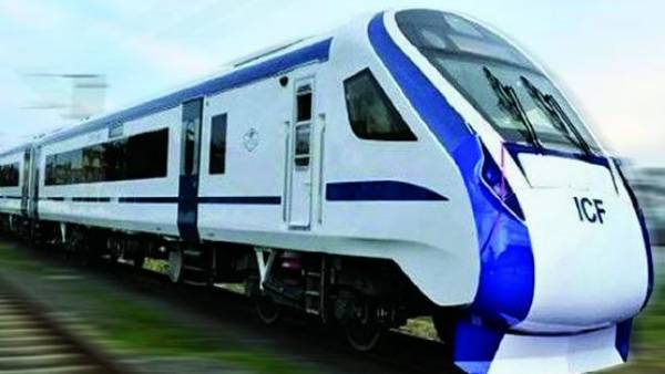  విశాఖ నుంచి రెండు వందేభారత్ రైళ్లు