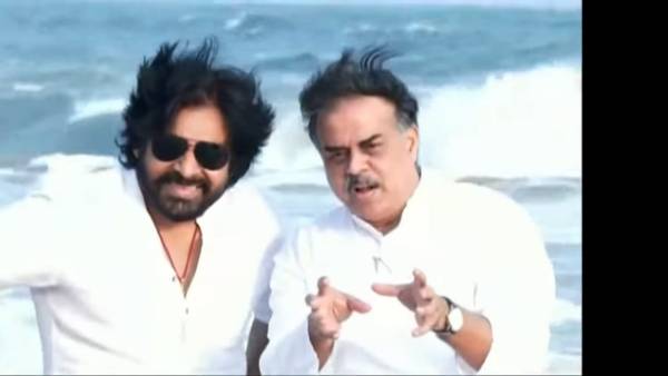 janasena chief pawan kalyan evening walk in vizag beach after pm modi tour janasena chief pawan kalyan evening walk in vizag beach after pm modi tour