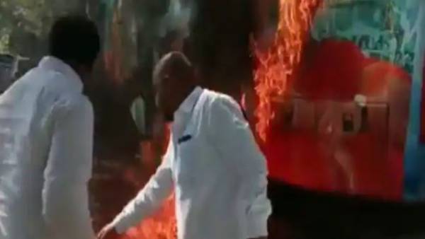 నర్సంపేట నియోజకవర్గ ఎమ్మెల్యే పెద్ది సుదర్శన్ రెడ్డిని టార్గెట్ చేసిన వైఎస్ షర్మిల