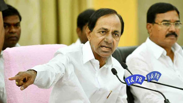 దృష్టి సారించిన గులాబీ బాస్.. ఏం చేస్తారో? దృష్టి సారించిన గులాబీ బాస్.. ఏం చేస్తారో?