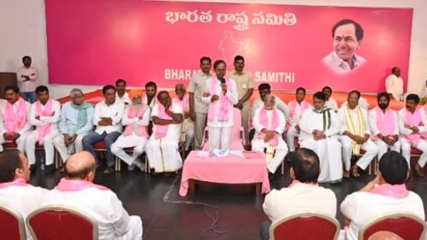 అమెరికాను మించి భారత్ ఎదుగుతుందన్న కేసీఆర్
