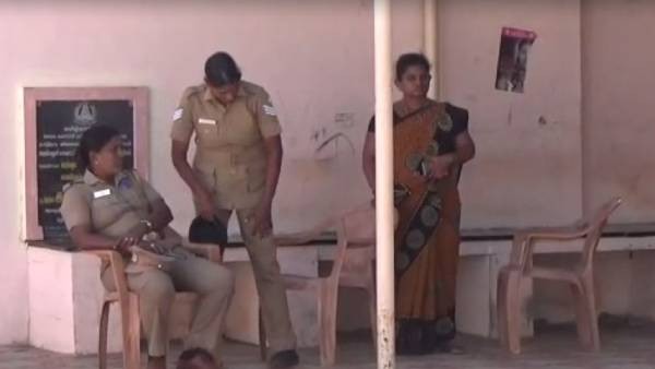 కోచ్ కు సహాయం చేశాడు.... ఉద్యోగం ఊడిపోయింది కోచ్ కు సహాయం చేశాడు.... ఉద్యోగం ఊడిపోయింది