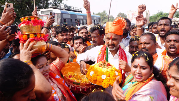 తెలంగాణకు బీజేపీ, మోడీ అండగా ఉంటుందన్న సంజయ్