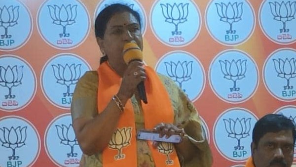 తనకు సీఎం అర్హతలు ఉన్నాయన్న డీకే అరుణ 