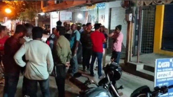  రచ్చ చేసిన ప్రియురాలు, కోపంతో ప్రియుడు ?