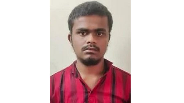 ఇద్దరిని చంపేశారు ఇద్దరిని చంపేశారు