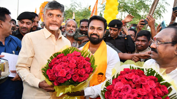 ఎన్టీఆర్ యువతను తీసుకున్నట్లుగా..