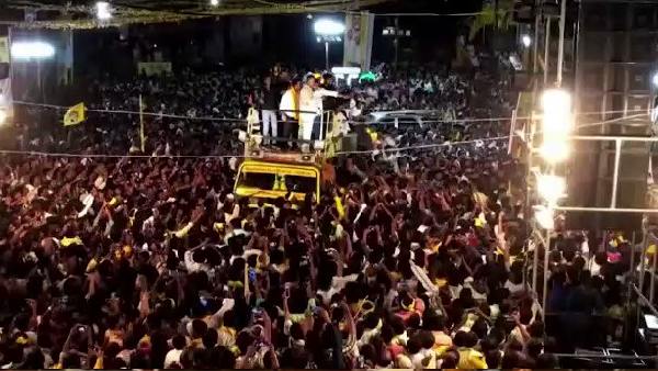 తొక్కిసలాటలో..