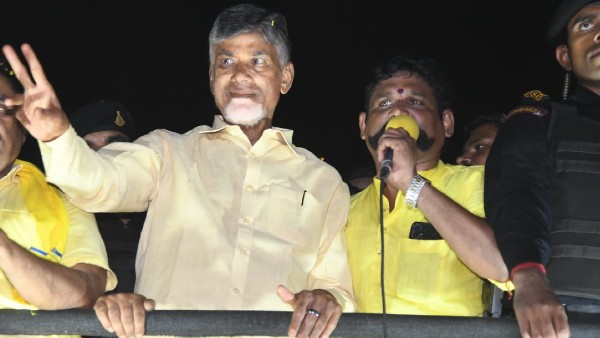 చంద్రబాబు లక్ష్యంగా..విశ్వసనీయత దెబ్బ తీసేలా