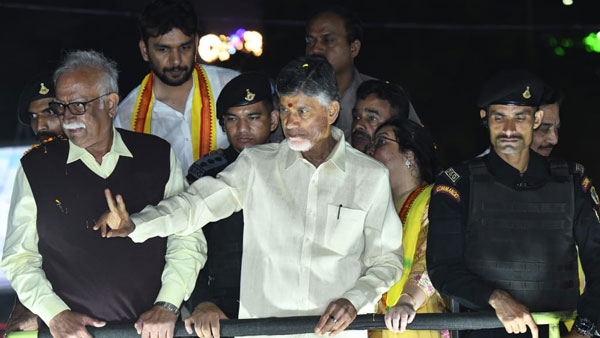 గతానికి భిన్నంగా చంద్రబాబు