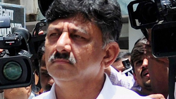 అక్రమాస్తులకు ఆ ఇద్దరూ కారణం