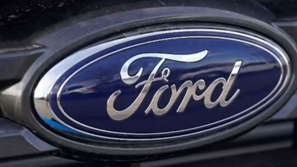 కోర్టులో ఇరుపక్షాల వాదోపవాదాలు