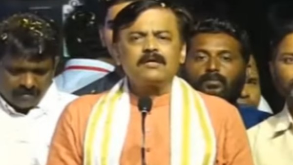 సీఎం పదవే కావాలి.. సీఎం పదవే కావాలి..