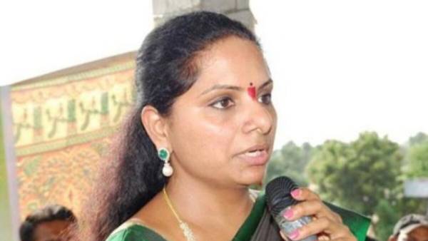 తెలంగాణ ప్రజల సొమ్ము ఇతర రాష్ట్రాల ఎన్నికల్లో అంటూ ఈటల తెలంగాణ ప్రజల సొమ్ము ఇతర రాష్ట్రాల ఎన్నికల్లో అంటూ ఈటల
