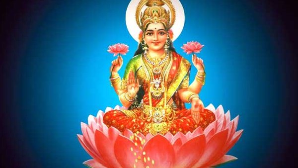 లక్ష్మీ అనుగ్రహం ఉంటే మనశ్శాంతి వచ్చి తీరుతుంది