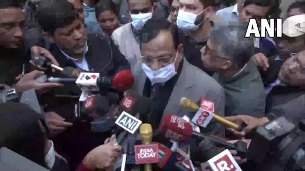 మాస్కుల ధారణ తప్పనిసరి..