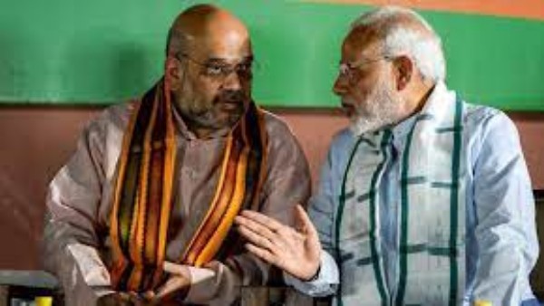  ఆర్థిక మూలాలమీద దెబ్బతీయడం..