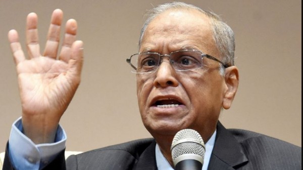 నాయకత్వ లక్షణాలు తప్పనిసరి..