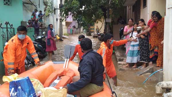 రంగంలోకి ఎన్డీఆర్ఎఫ్ బృందాలు రంగంలోకి ఎన్డీఆర్ఎఫ్ బృందాలు