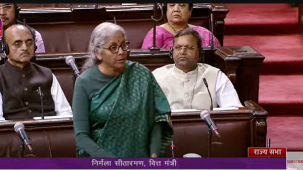 జీతాలు ఇవ్వలేకపోతోంది..