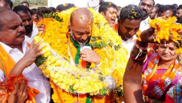 కెసిఆర్ ఏపీతో లోపాయికారి ఒప్పందం కెసిఆర్ ఏపీతో లోపాయికారి ఒప్పందం