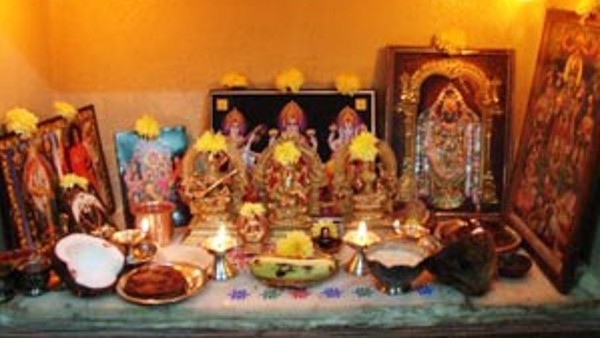 పూజగదిలో చెయ్యాల్సింది ఇదే