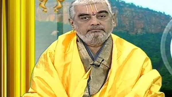 గతంలో రమణ దీక్షితులుకు కౌంటర్.. మళ్ళీ షాకింగ్ వ్యాఖ్యలు గతంలో రమణ దీక్షితులుకు కౌంటర్.. మళ్ళీ షాకింగ్ వ్యాఖ్యలు